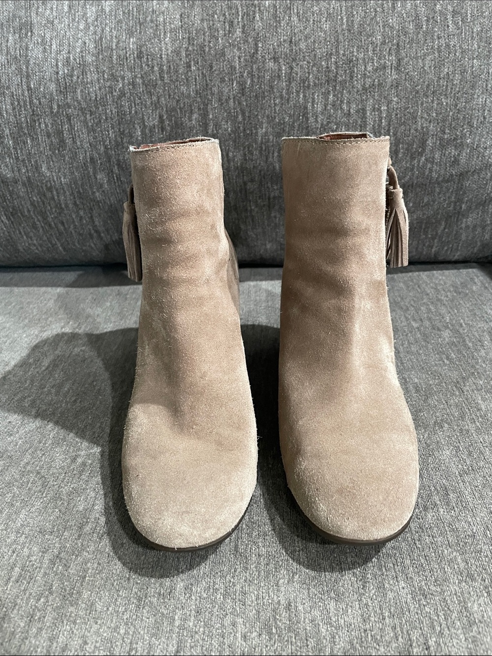 Born Bootie Tassel Taupe Suede Leather Boots Size 8.5 - Picture 3 of 14